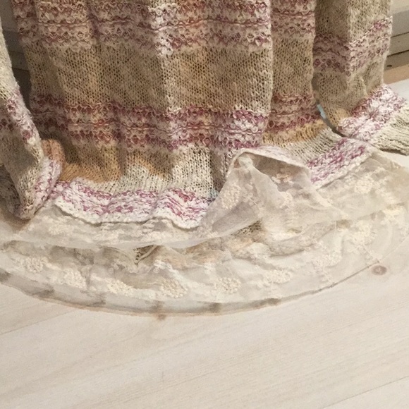 American Rag sweater - Picture 2 of 3